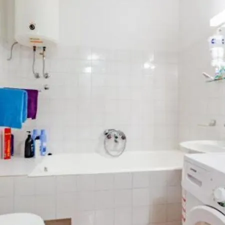 Gordana St - One Bedroom Split