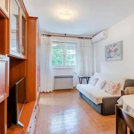 Gordana St - One Bedroom Apartamento